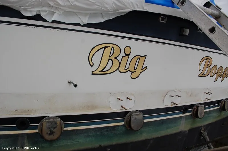 Slide: The Image of Carver Yachts Montego 3257 1987 - 9