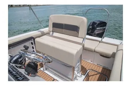 Slide: The Image of Hurricane Center Console CC 21 OB 2017 - 15