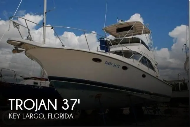 Slide: The Image of Trojan 37 SF (11 meter - Dive Boat) 1985 - 0