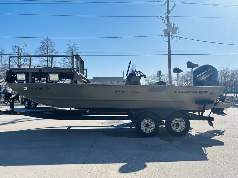 Slide: The Image of Tracker Grizzly 2072 CC Sportsman 2019 - 16