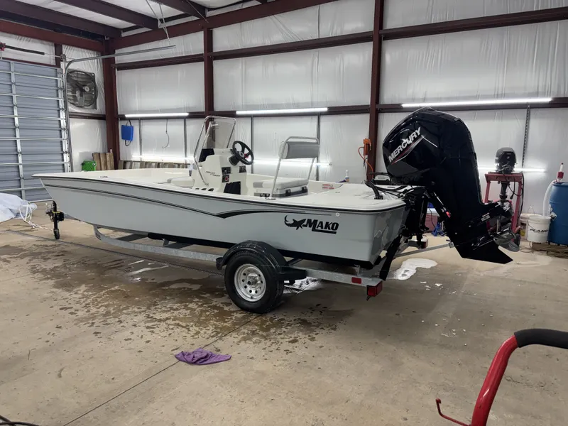 The Image of Mako Pro Skiff 17 CC 2026 - 1
