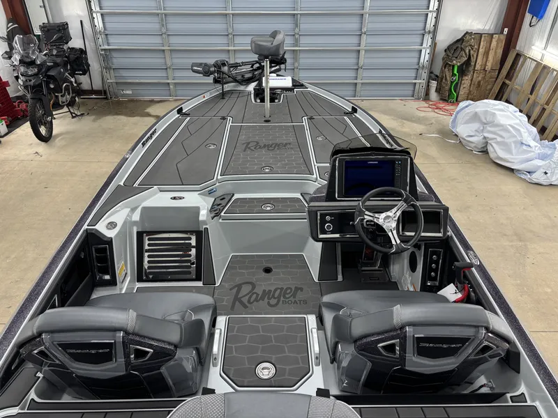 Slide: The Image of Ranger Z Comanche Z520R Cup Equipped 2026 - 18