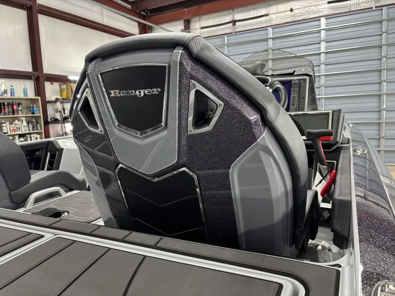 Slide: The Image of Ranger Z Comanche Z520R Cup Equipped 2026 - 5