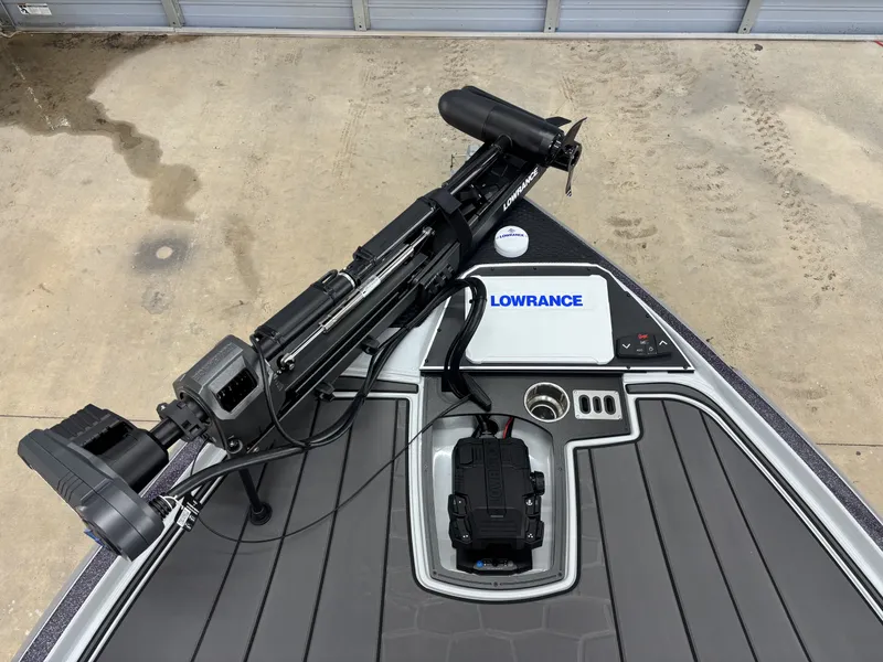 Slide: The Image of Ranger Z Comanche Z520R Cup Equipped 2026 - 8