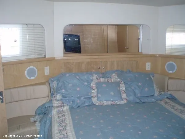 Slide: The Image of Carver Yachts 405 Aft Cabin 1998 - 1