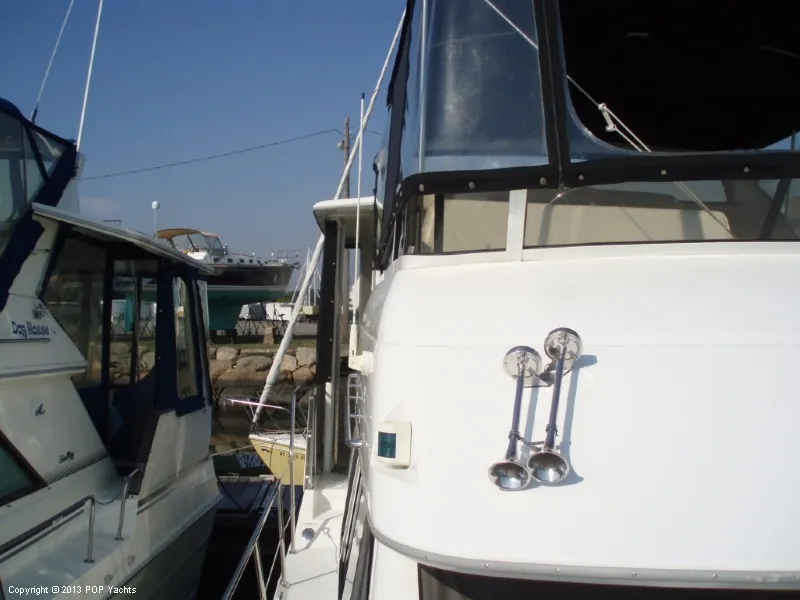 Slide: The Image of Carver Yachts 405 Aft Cabin 1998 - 8