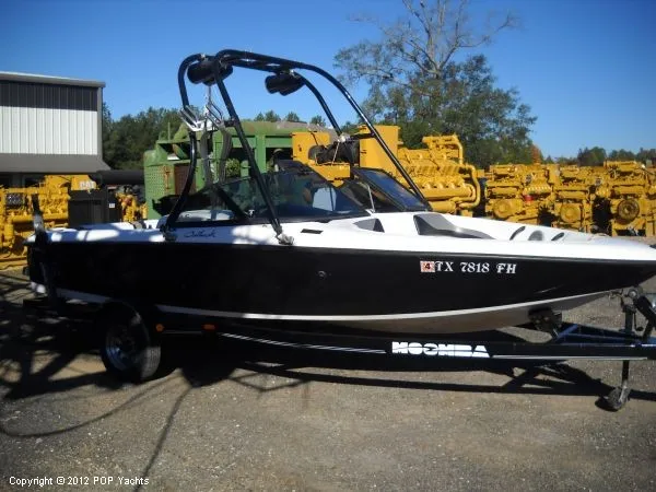 Slide: The Image of Moomba 20 Outback 2000 - 5