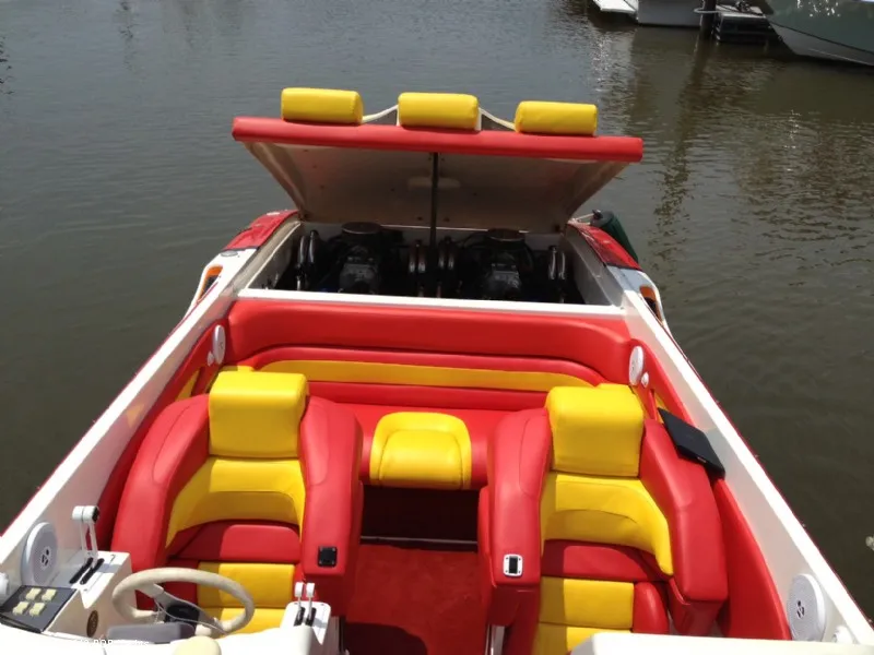 Slide: The Image of Hustler 388 Slingshot 2000 - 6