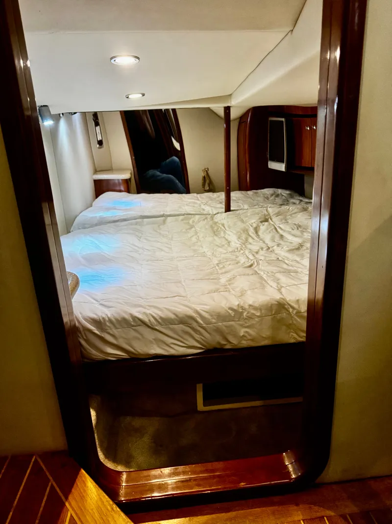 Slide: The Image of Fountain 48 Express Cruiser 2008 - 13