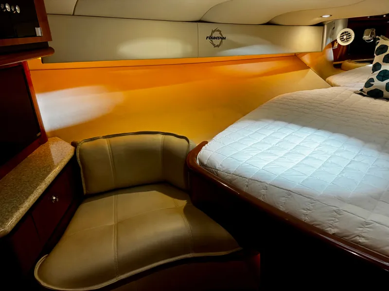 Slide: The Image of Fountain 48 Express Cruiser 2008 - 30