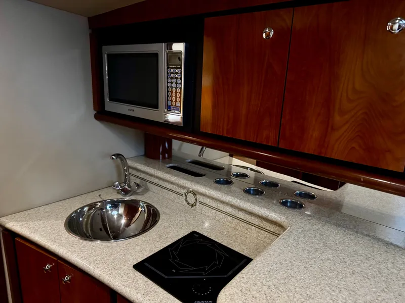 Slide: The Image of Fountain 48 Express Cruiser 2008 - 8