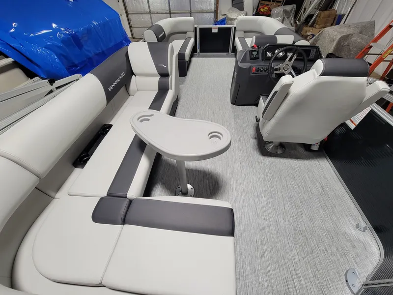 Slide: The Image of Bennington 20SL-Snap 2026 - 18