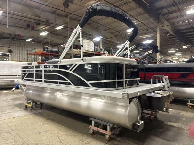 Slide: The Image of Bennington 20SL-Snap 2026 - 7