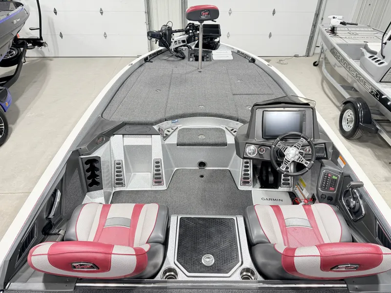 Slide: The Image of Interior of a 2019 Ranger Z520L boat with modern features. - 9