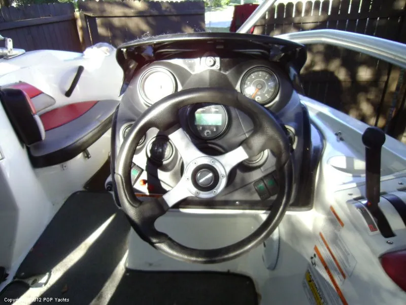 Slide: The Image of Sea-Doo 200 Speedster With Tower 2007 - 10