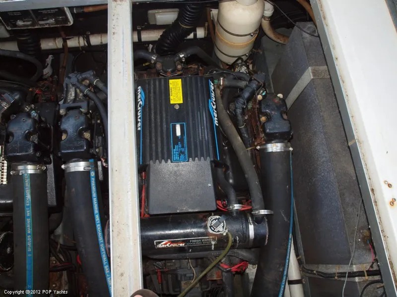 Slide: The Image of Sea Ray 34 EC Express Cruiser 1989 - 8