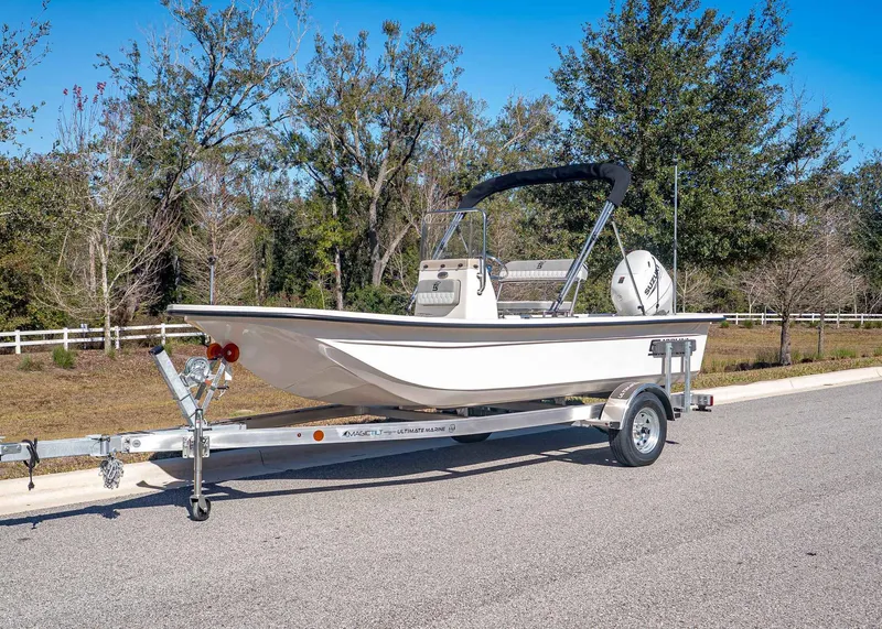 The Image of Carolina E20JVX 2026 - 1