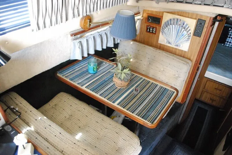 Slide: The Image of Sea Ray 340 Sedan Bridge 1985 - 7