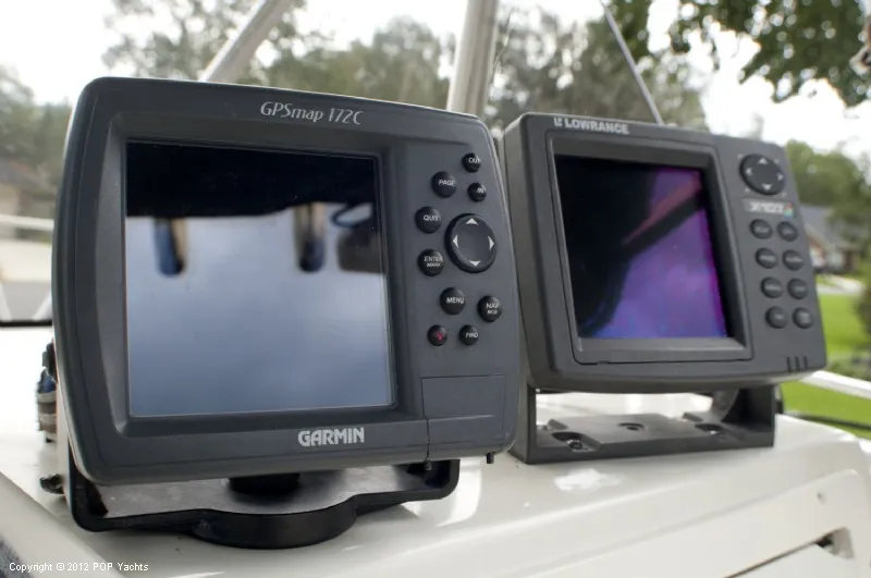 Slide: The Image of Hydra-Sports 230 Center Console 2005 - 7