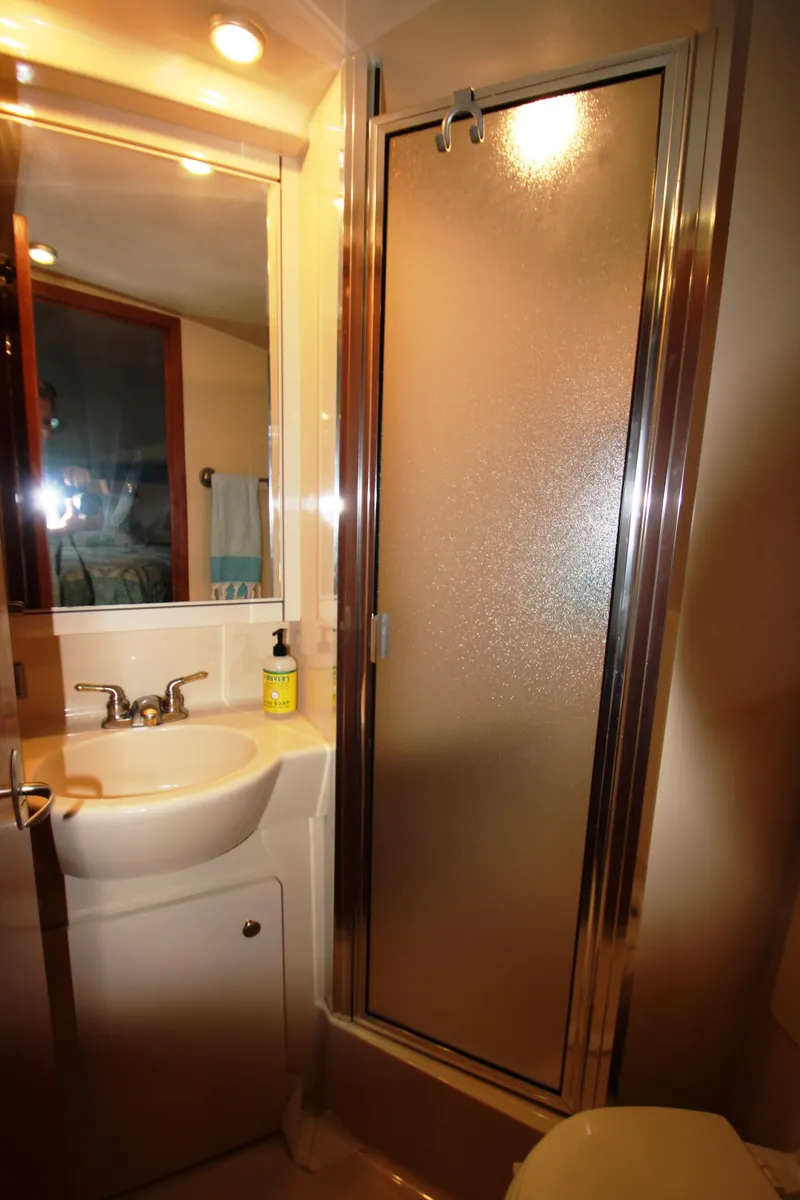 Slide: The Image of Bathroom in 2003 Meridian 381 Sedan with shower and sink. - 38
