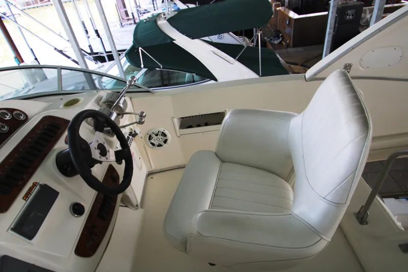 Slide: The Image of Meridian 381 Sedan 2003 - 52