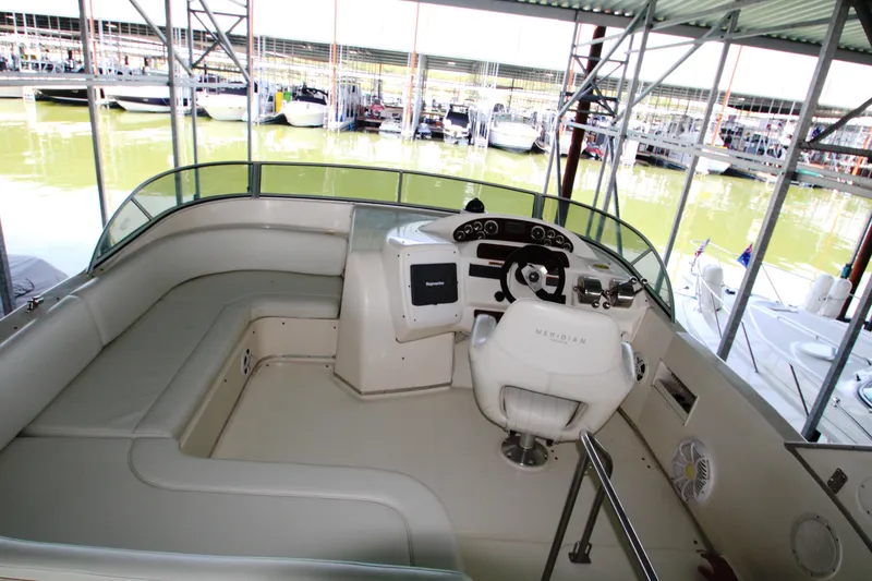 Slide: The Image of Meridian 381 Sedan 2003 - 54