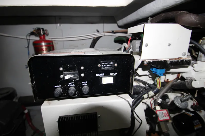 Slide: The Image of Meridian 381 Sedan 2003 - 60