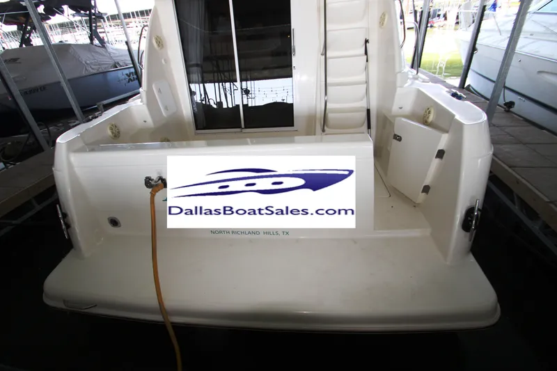 Slide: The Image of Meridian 381 Sedan 2003 - 66