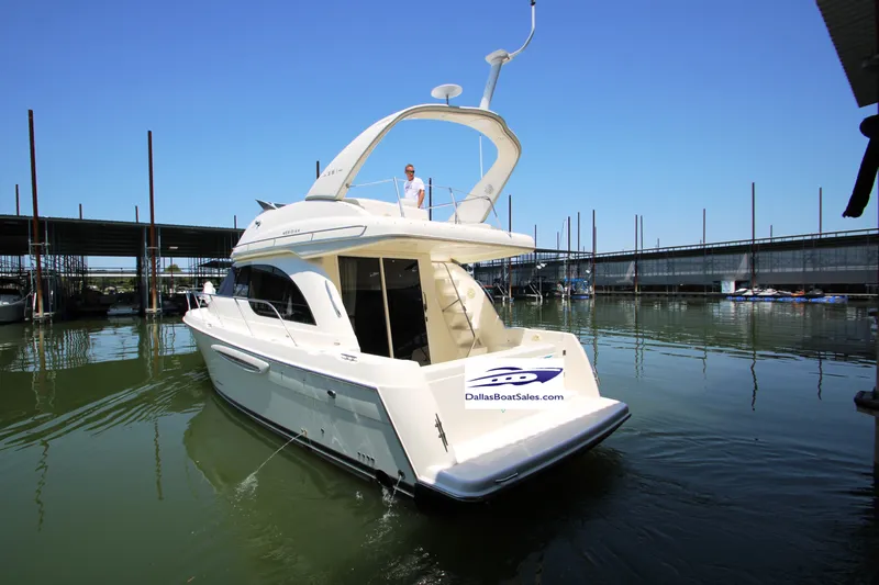 Slide: The Image of Meridian 381 Sedan 2003 - 67