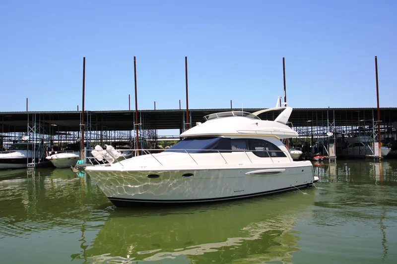 Slide: The Image of Meridian 381 Sedan 2003 - 76