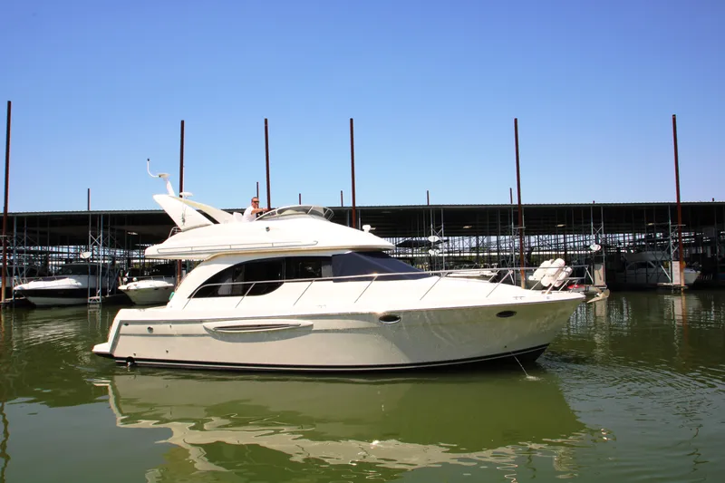 Slide: The Image of Meridian 381 Sedan 2003 - 85