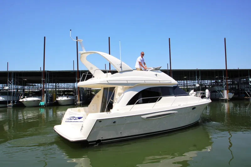 Slide: The Image of Meridian 381 Sedan 2003 - 90