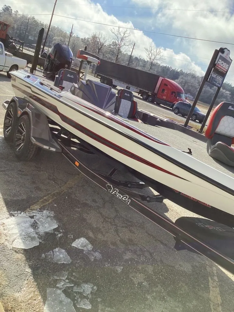 Slide: The Image of 2026 Bass Cat Puma STS boat with Yamaha engine. - 6