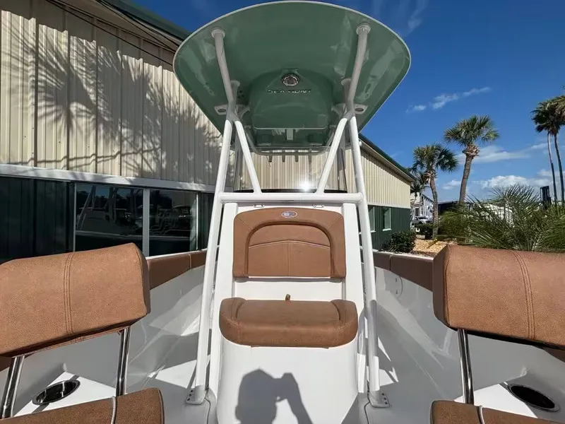 Slide: The Image of Sea Hunt Ultra 219 2026 - 9