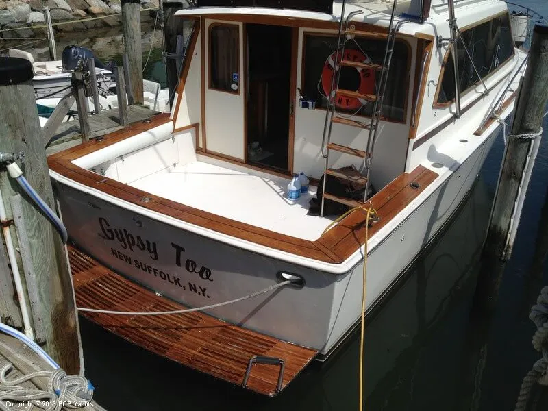 Slide: The Image of Egg Harbor 33 Sportfisher 1986 - 2