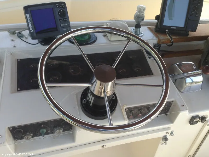 Slide: The Image of Egg Harbor 33 Sportfisher 1986 - 5