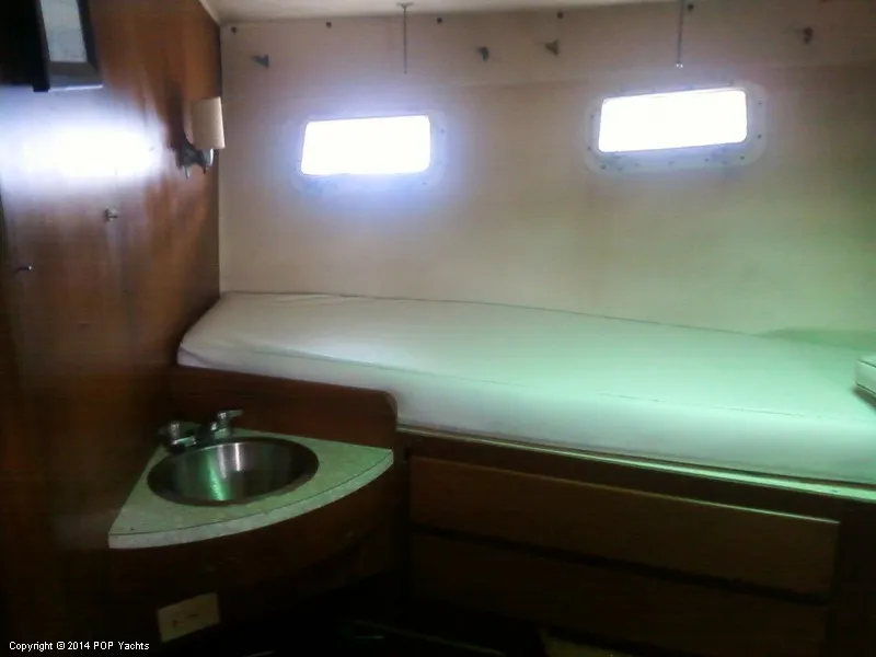 Slide: The Image of Hatteras 41 Sportfish 1968 - 8