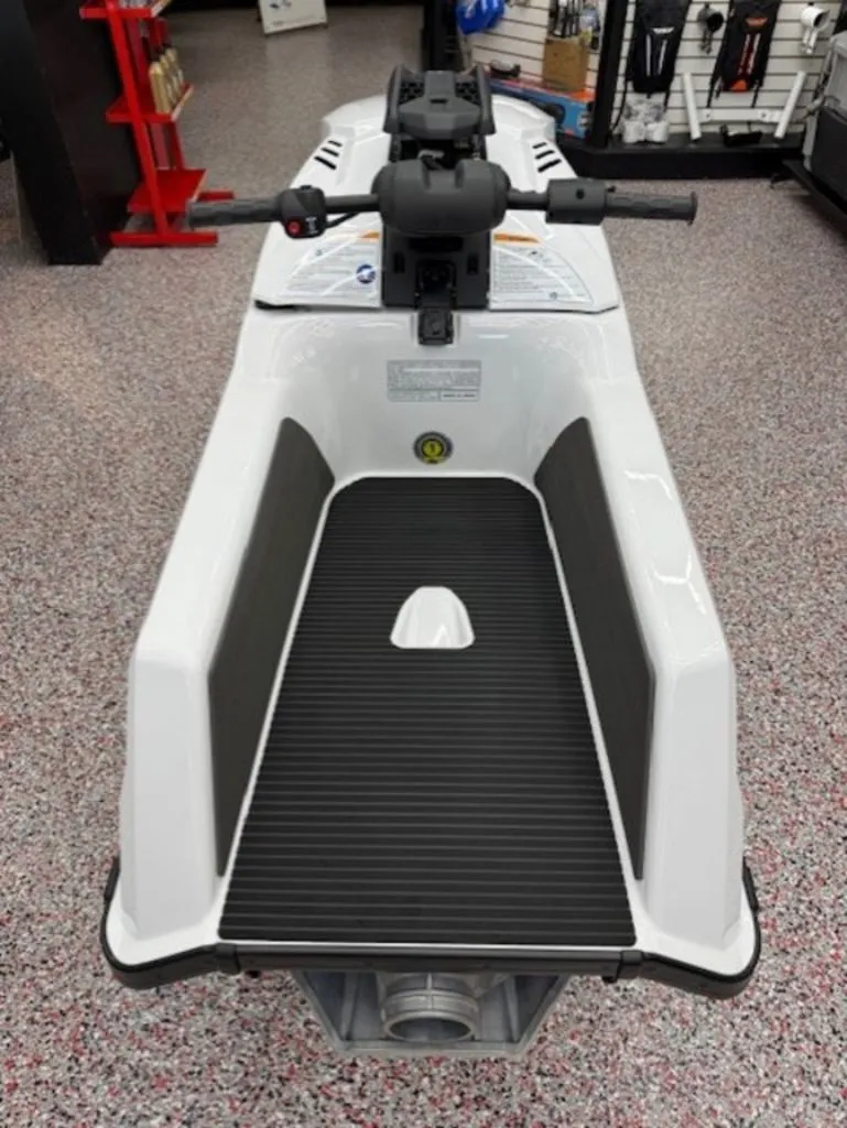 Slide: The Image of Yamaha SuperJet® 2026 - 6