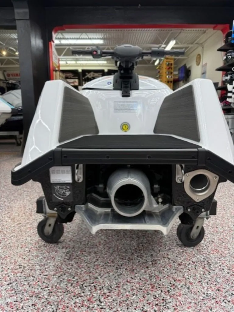 Slide: The Image of Yamaha SuperJet® 2026 - 7