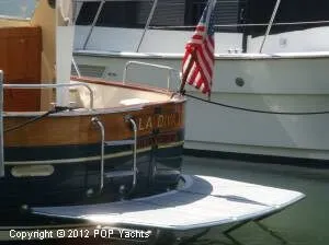 Slide: The Image of Apreamare 36 Cabinato 2000 - 5