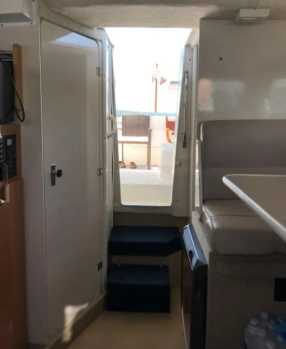 Slide: The Image of Bayliner Classic 2859 2003 - 10