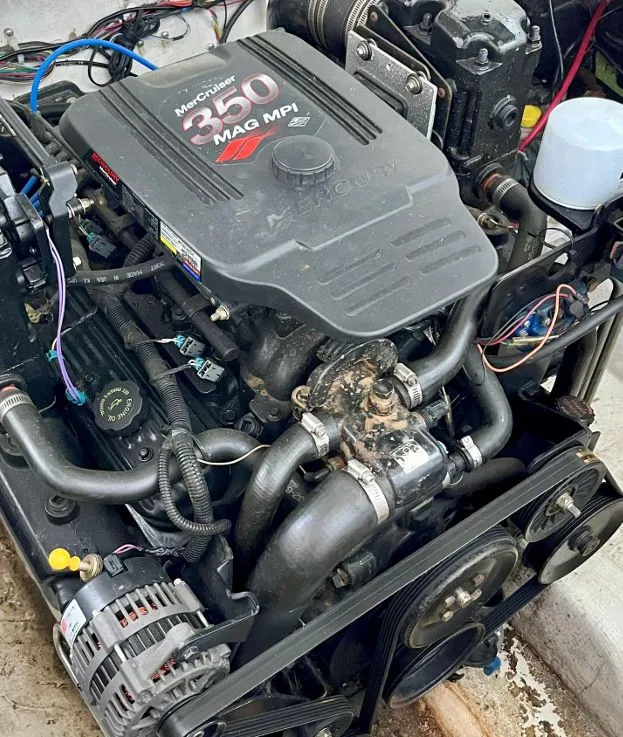 Slide: The Image of Bayliner Classic 2859 2003 - 5