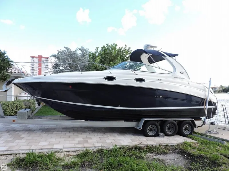 Slide: The Image of Sea Ray 280 Sundancer 2004 - 4