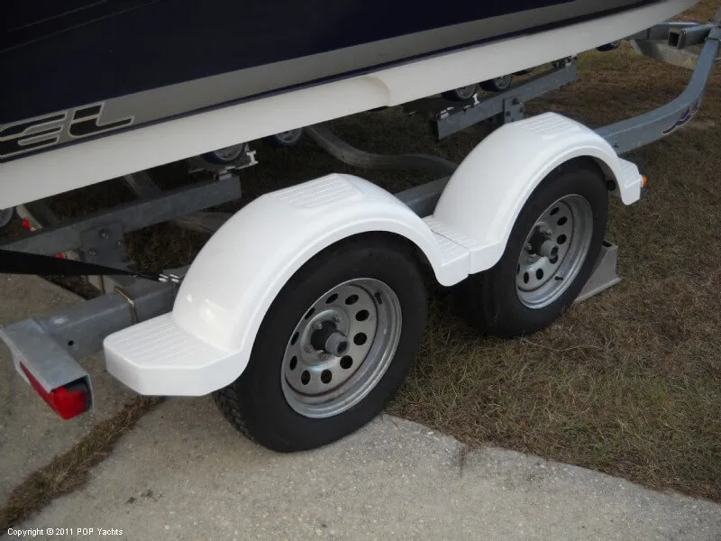 Slide: The Image of Sea Ray 200 Select 2006 - 10