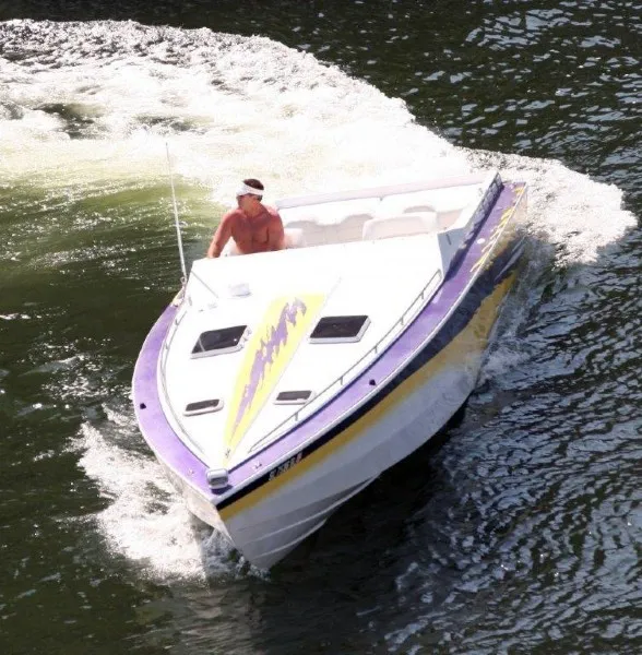 Slide: The Image of Chris-Craft 390 X Stinger 1987 - 6