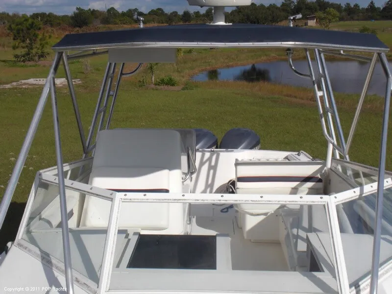 Slide: The Image of Contender 35 Side Console 2006 - 3