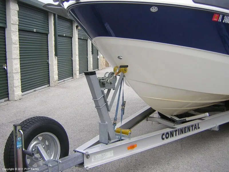 Slide: The Image of Bayliner 265 Cruiser 2007 - 10