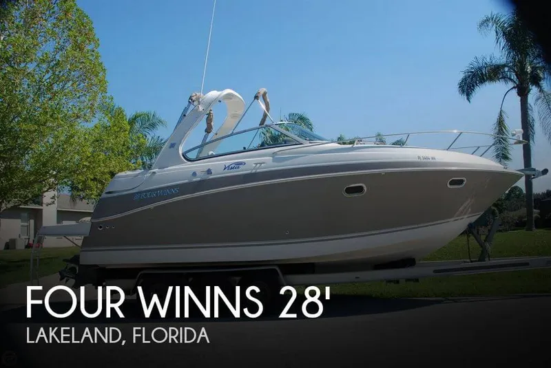 Slide: The Image of Four Winns 288 Vista Express Cruiser 2004 - 0