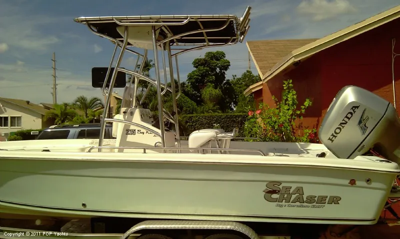 Slide: The Image of Carolina 225LX Sea Chaser 2005 - 4