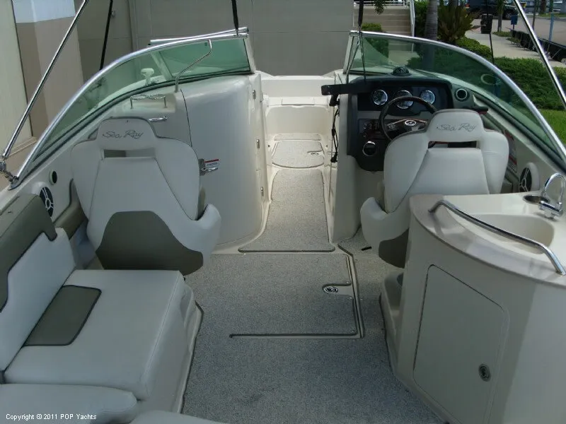 Slide: The Image of Sea Ray 260 Sundeck 2007 - 10